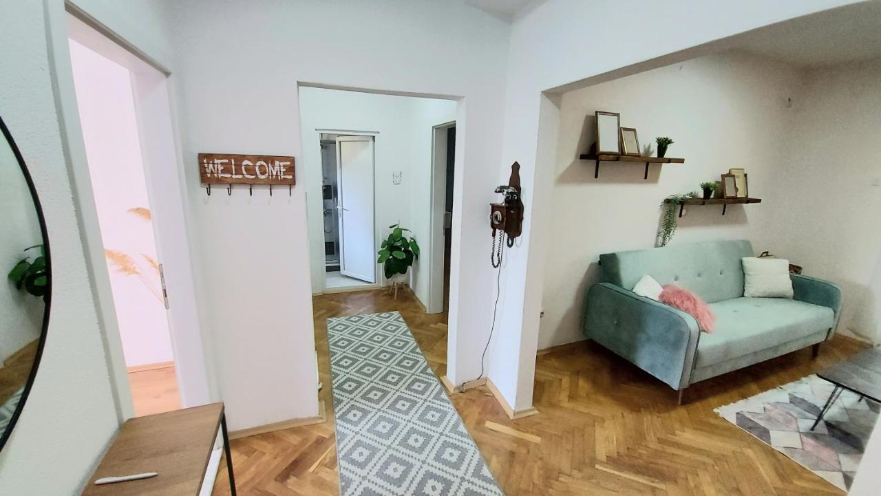 Inner City Two Bedroom Apartment 스코페 외부 사진